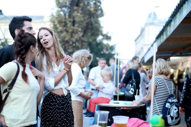 Burgermanija u Zagrebu: Burgeri lovačkog okusa, s viskijem, vege burgeri, sočna rebarca fini slatki&scaron;i...
