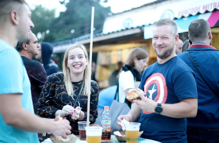 Burgermanija u Zagrebu: Burgeri lovačkog okusa, s viskijem, vege burgeri, sočna rebarca fini slatki&scaron;i...