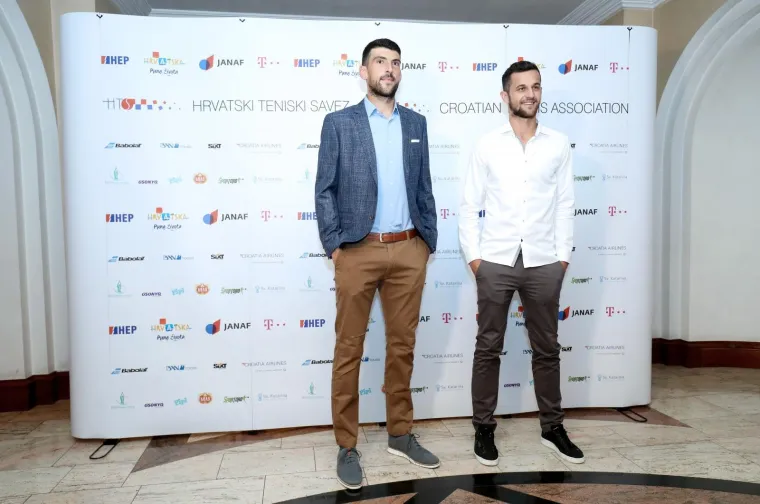 BOLJE POLOVICE SU BLISTALE: Ovako je to izgledalo na predivnoj teniskoj glamuroznoj noći