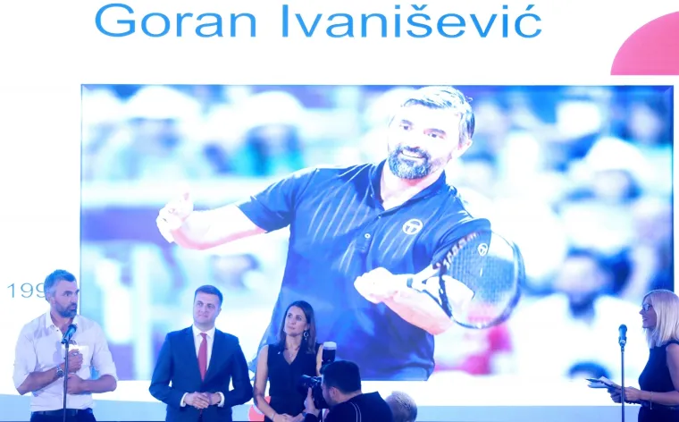 BOLJE POLOVICE SU BLISTALE: Ovako je to izgledalo na predivnoj teniskoj glamuroznoj noći