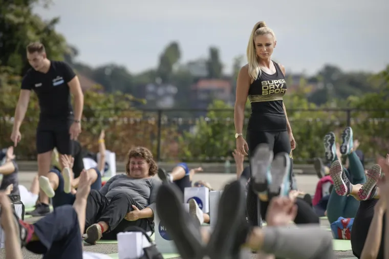 Trening Aktivna Hrvatska na platou Gradec na kojem je sudjelovalo vi&scaron;e od 200 građana