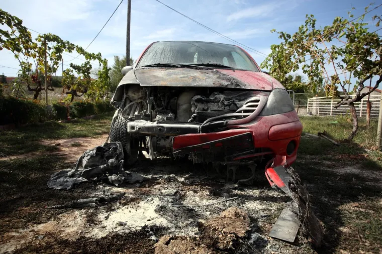 Vatrena noć u Splitu: Gorjela četiri teretna vozila, Citroen, kontejneri...