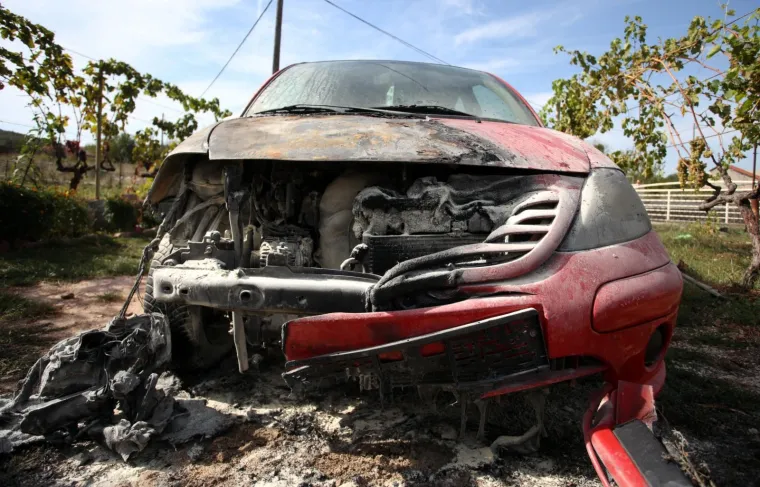 Vatrena noć u Splitu: Gorjela četiri teretna vozila, Citroen, kontejneri...