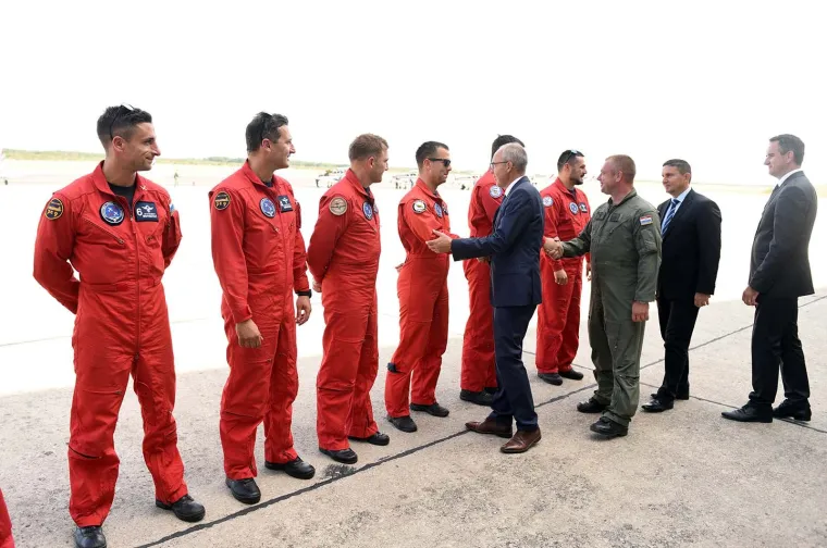 Krstičević poželio Krilima Oluje dobrodo&scaron;licu nakon nastupa u Belgiji i čestitao im jubilarni 200. nastup