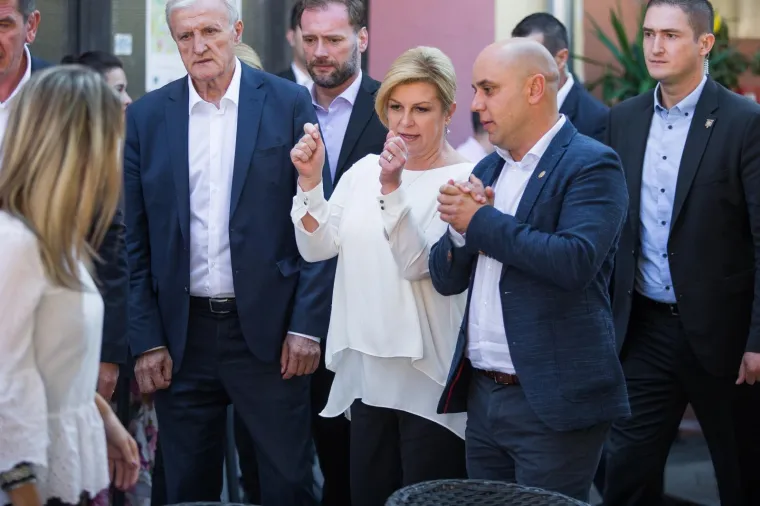 Predsjednica opet u omiljenoj kombinaciji: Toliko je dobra da ju je ponovila