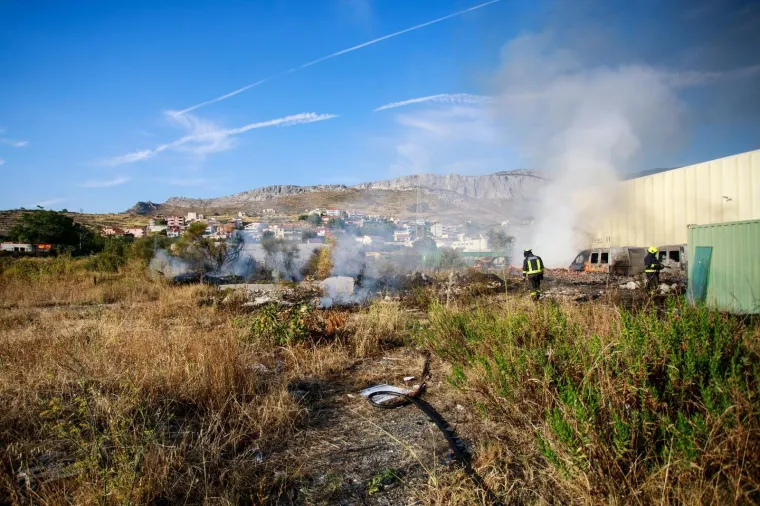16.09.2019., Split - Veliki pozar na TTTS-u.
Photo: Milan Sabic/PIXSELL