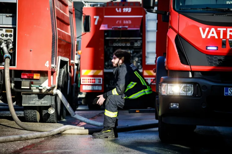 16.09.2019., Split - Veliki pozar na TTTS-u.
Photo: Milan Sabic/PIXSELL