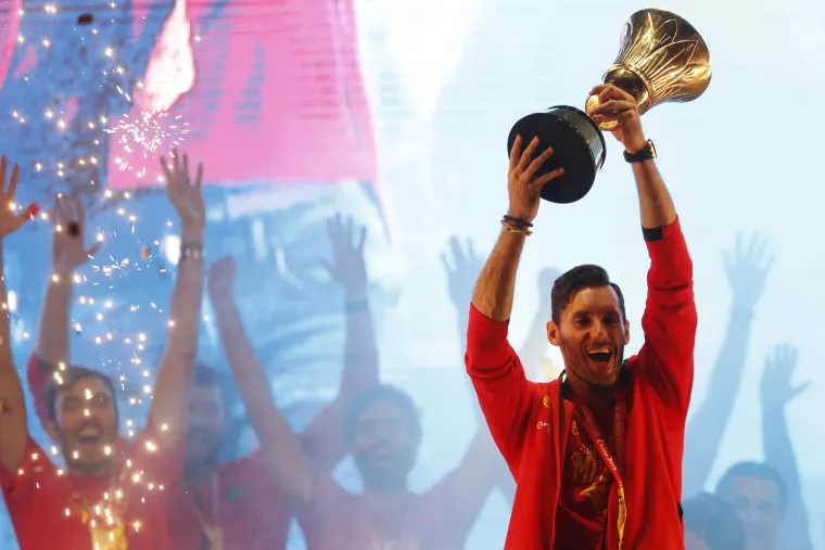 Svjetske prvake &Scaron;panjolce u Madridu dočekalo nekoliko tisuća razdraganih navijača