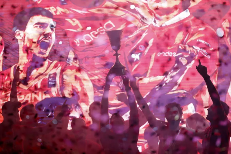 Svjetske prvake &Scaron;panjolce u Madridu dočekalo nekoliko tisuća razdraganih navijača