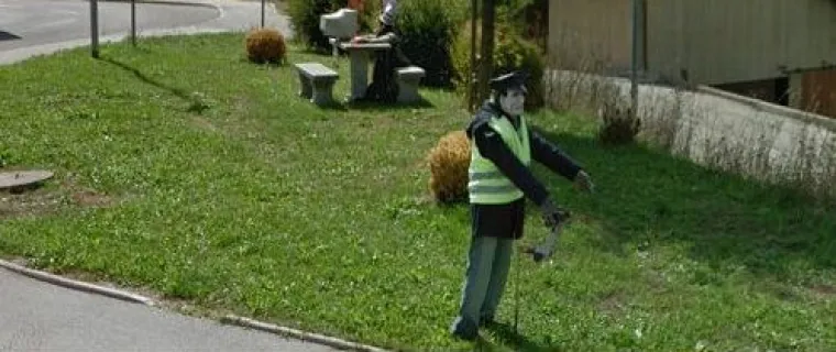 Slav Squat na najjače: Najbizarnije stvari koje je Google Street View otkrio u svom obilasku slavenskih zemalja