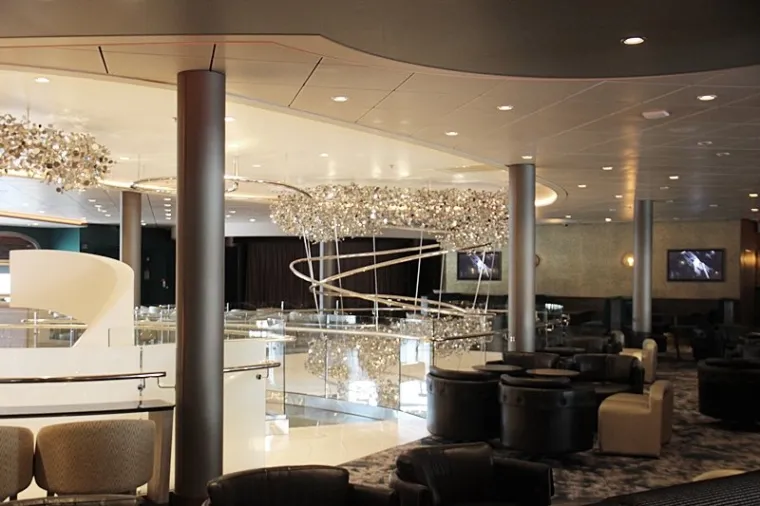 Ovako izgleda unutra&scaron;njost luksuznog kruzera koji je uplovio u Dubrovnik: Ima bazene, igrali&scaron;ta, restorane...