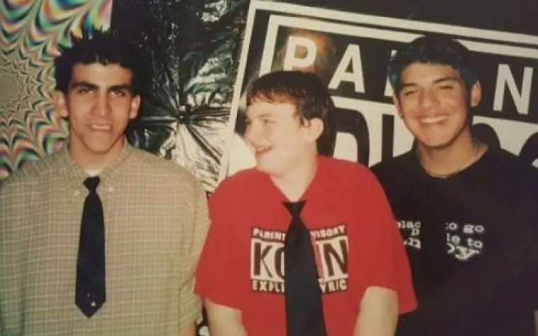 Pubertet ih nije proslavio: Postoje li sramotnije slike od onih iz te faze?