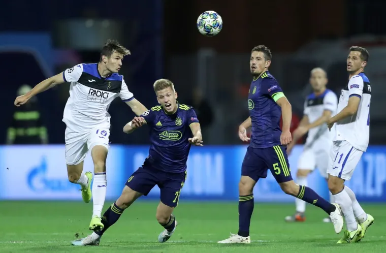 Rapsodija Modrih u Maksimiru! Dinamo pred 30 tisuća navijača svladao Atalantu!