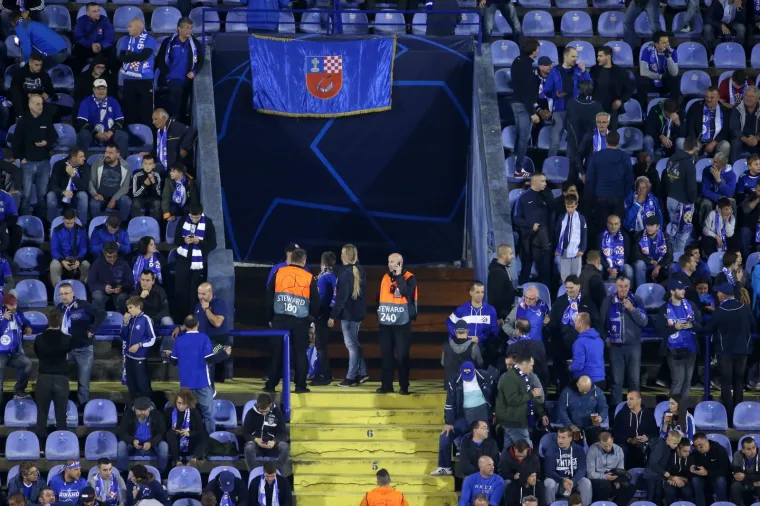 VEČER ZA PAMĆENJE NA MAKSIMIRU: Krcate tribine, spektakularna koreografija i velika fe&scaron;ta na travnjaku