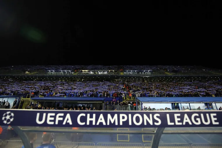 VEČER ZA PAMĆENJE NA MAKSIMIRU: Krcate tribine, spektakularna koreografija i velika fe&scaron;ta na travnjaku