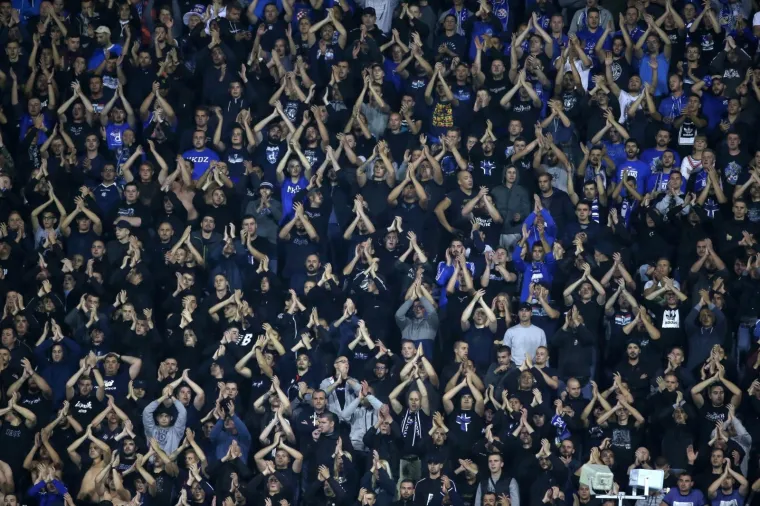 Bakljada BBB-a i fantastične koreografije! Pogledajte ludu atmosferu u noći kada je pala Atalanta