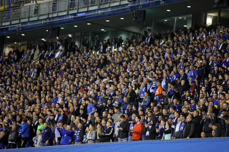 Bakljada BBB-a i fantastične koreografije! Pogledajte ludu atmosferu u noći kada je pala Atalanta