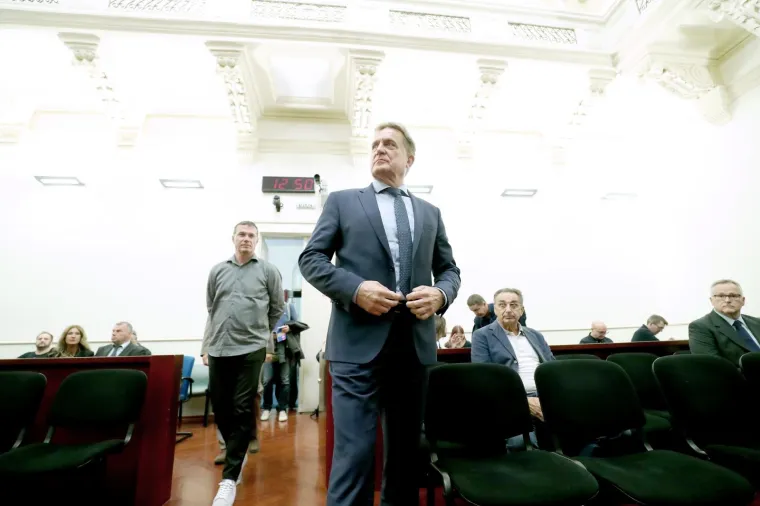 Nakon dvije godine suđenja bivši HDZ-ov ministar oslobođen je optužbi, a trojica njegovih suradnika su proglašeni su krivima