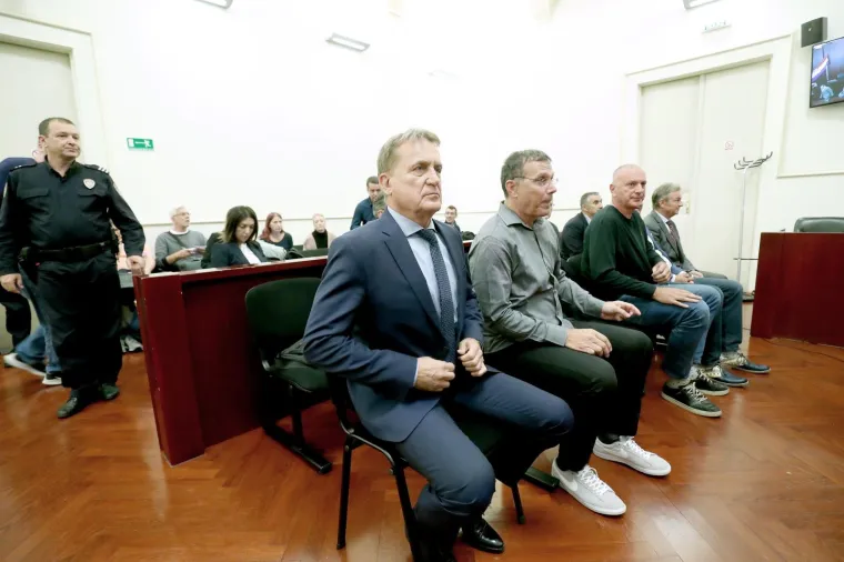 Nakon dvije godine suđenja bivši HDZ-ov ministar oslobođen je optužbi, a trojica njegovih suradnika su proglašeni su krivima