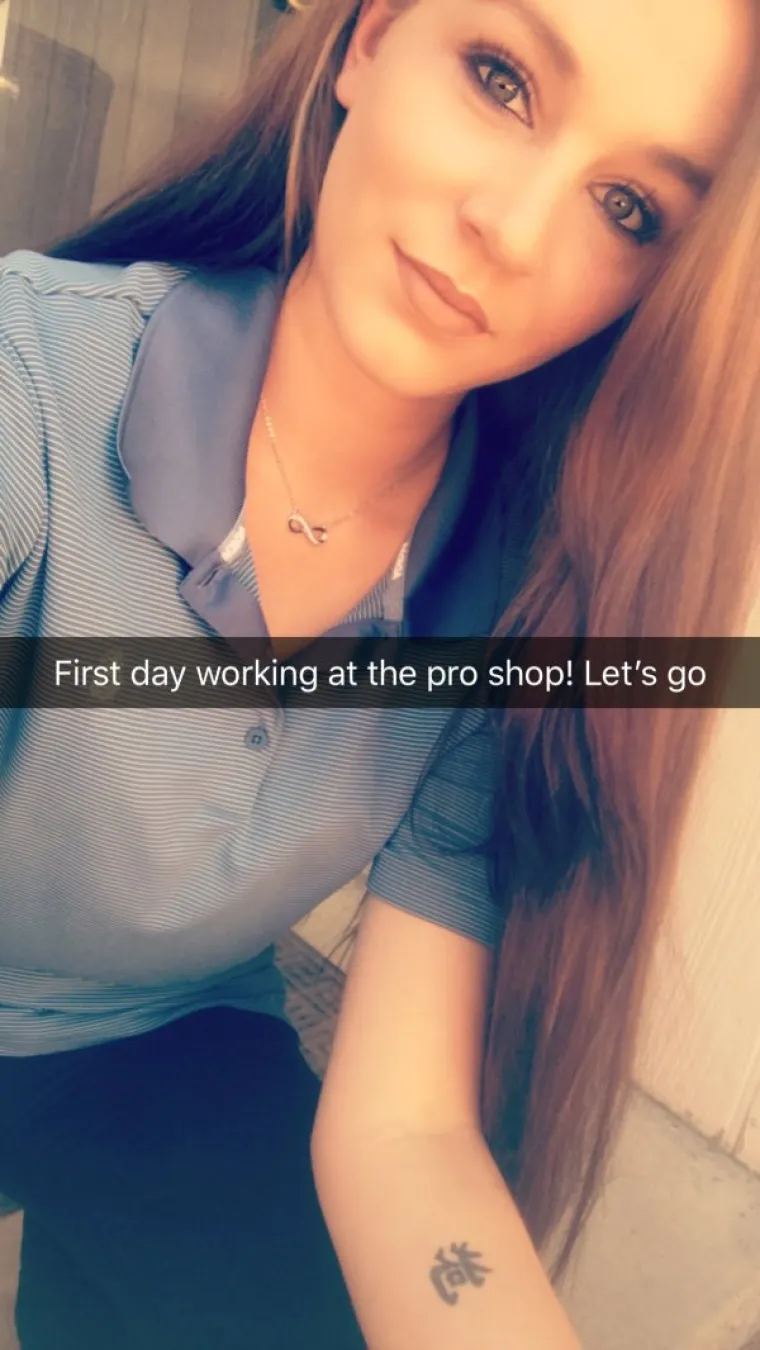 OD LIJEČNICA DO GRAĐEVINARKI, SVE SU PODLEGLE NOVOM TRENDU: Slikaju se gole na poslu i onda se hvale