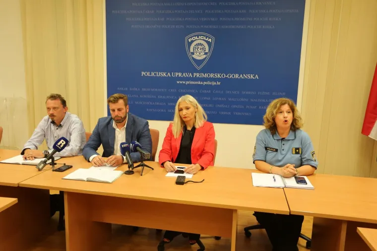 Osumnjčena su dvojica mu&scaron;karaca, a pronađeno je 954.000 kuna