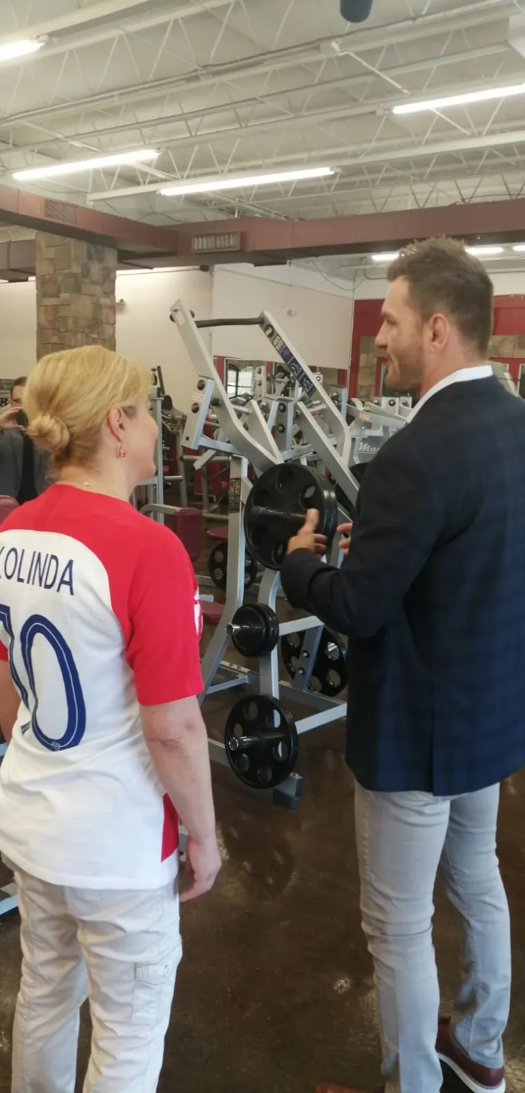 Grabar-Kitarović u teretani: Stipe Miočić doveo i kćer da se s njom fotka