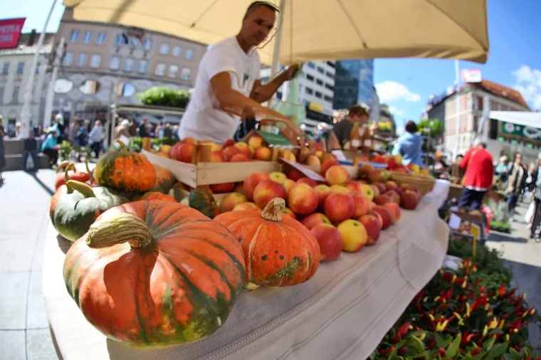 100% ZAGORSKO ZAPOSJELO ZAGREBAČKI GLAVNI TRG: Pogledajte kakve se sve delicije nude