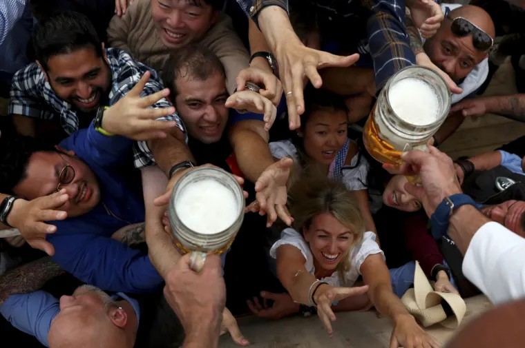 Sad je pravo vrijeme za posjetiti Njemačku: Pivo će sljedećih nekoliko dana teći u 'potocima'