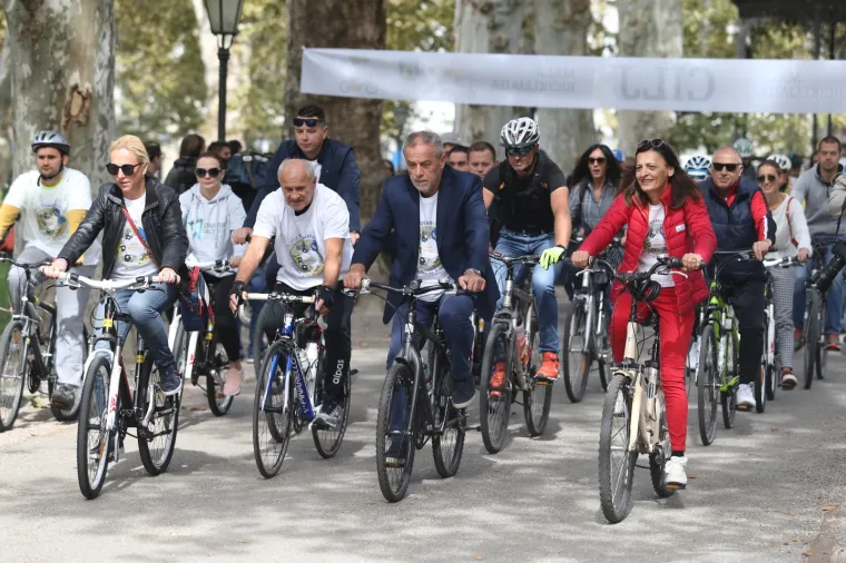 19. Zagrebačka žbica: Gradonačelnik Bandić predvodio povorku biciklista