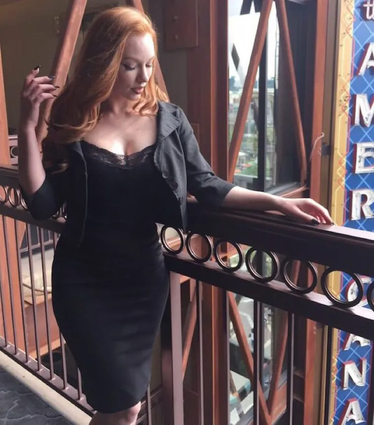 VRUĆE FOTOGRAFIJE FATALNE CRVENOKOSE VRATIT ĆE VAS U PRO&Scaron;LOST: Predivne oči zadnje su &scaron;to ćete primijetiti