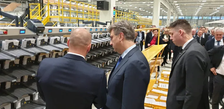 U&scaron;li smo u novi sortirni centar Po&scaron;te: Obrađuje 15.000 po&scaron;iljki na sat!