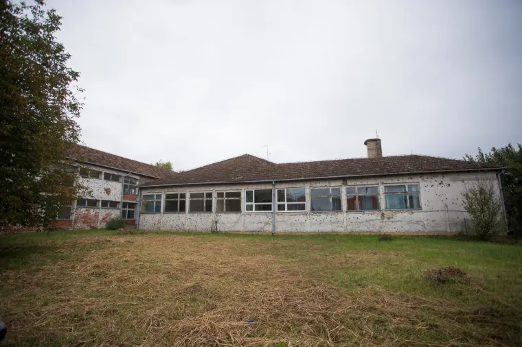 Ovdje kao da je vrijeme stalo 1995.: Pogledajte u kakvu &scaron;kolu idu vukovarska djeca