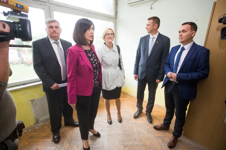 Ovdje kao da je vrijeme stalo 1995.: Pogledajte u kakvu &scaron;kolu idu vukovarska djeca