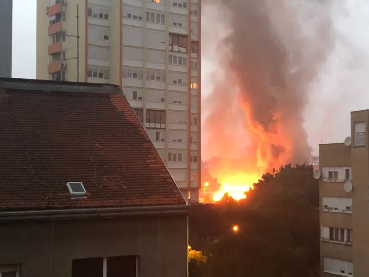 Požar u Zagrebu: Gori kod Zapadnog kolodvora