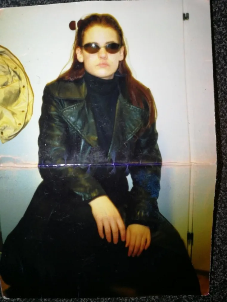 SJEĆATE LI STE KAKO IZGLEDALI NA KRAJU '90-IH? Oni će te&scaron;ko zaboraviti, a za svaki slučaj, tu su i fotografije njihovih modnih opačina