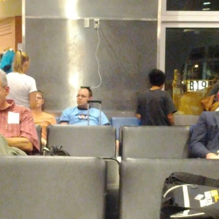 A MISLILI STE DA VI SREĆETE ČUDAKE: Da, ovi su ljudi takvi iza&scaron;li iz kuće i naravno da ih je netko slikao