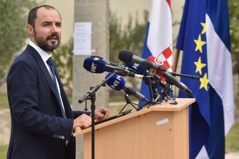 Komemoracija u Varivodama; Pupovac: 'Ja sam taj kojem treba prvome i zadnjem suditi'