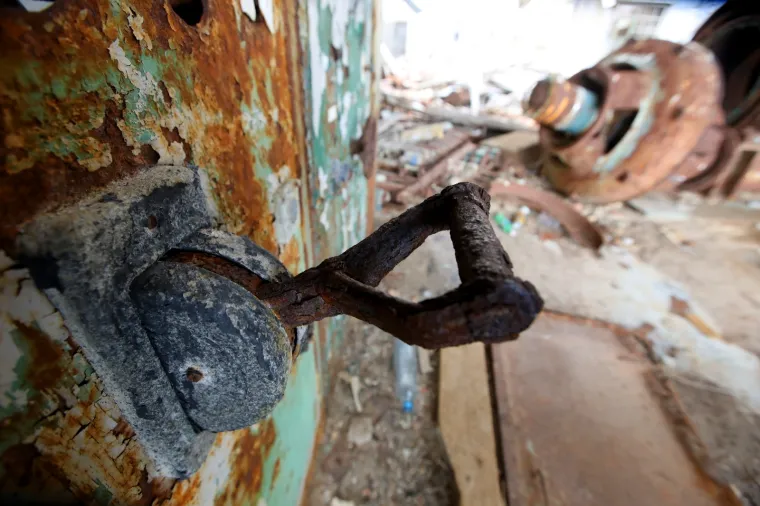 Goli otok sad posjećuju samo radoznali turisti i poneko izaslanstvo koje komemoriraju stradale političke zatvorenike