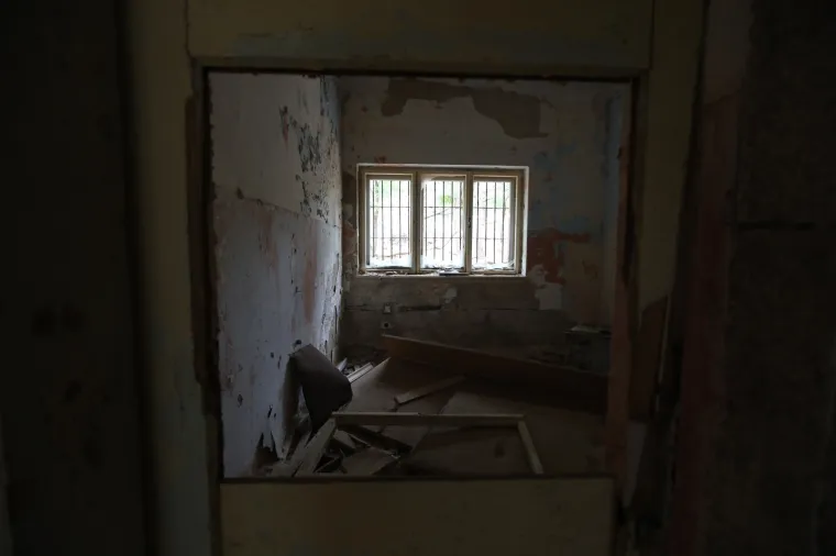 Goli otok sad posjećuju samo radoznali turisti i poneko izaslanstvo koje komemoriraju stradale političke zatvorenike