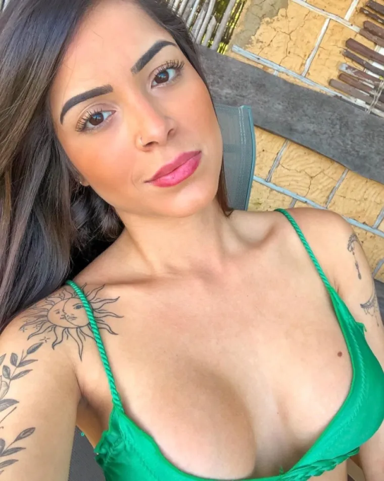 NE PRAVITE SE DA NE ZNATE: Toliko seksi da su i jedna od najtraženijih kategorija na onim stranicama koje ne smijete gledati na poslu