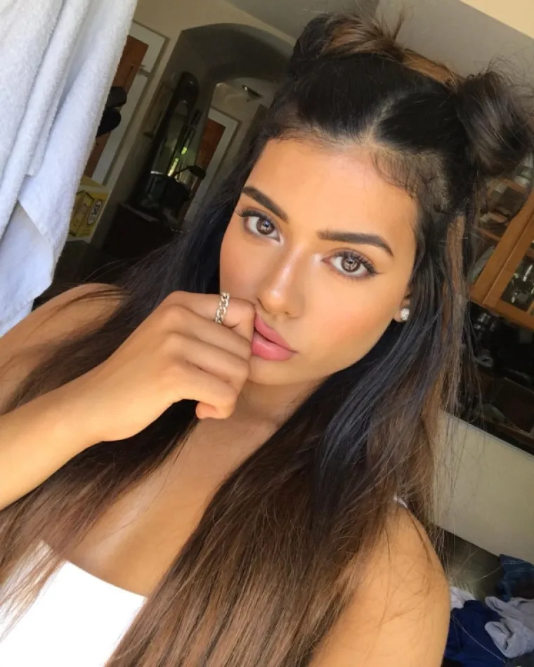 NE PRAVITE SE DA NE ZNATE: Toliko seksi da su i jedna od najtraženijih kategorija na onim stranicama koje ne smijete gledati na poslu