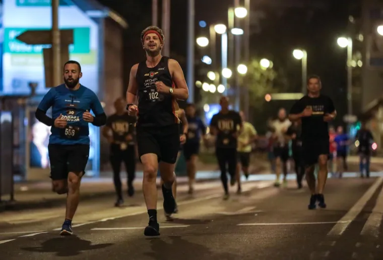 BLOKIRALI DOBAR DIO ILICE: Samo zato da bi ovi osobenjaci mogli trčati, i to noću