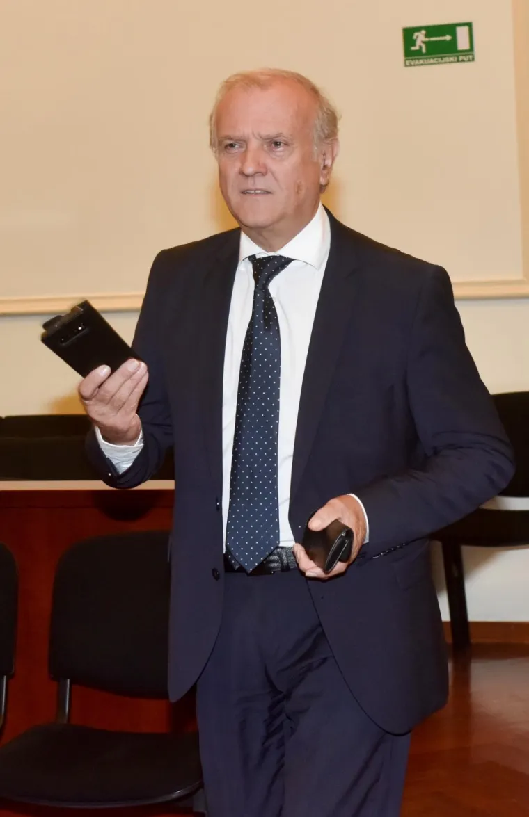 Na suđenju Ivi Sanaderu u aferi Ina-Mol svjedočili Dražen Bo&scaron;njaković i Branko Rado&scaron;ević