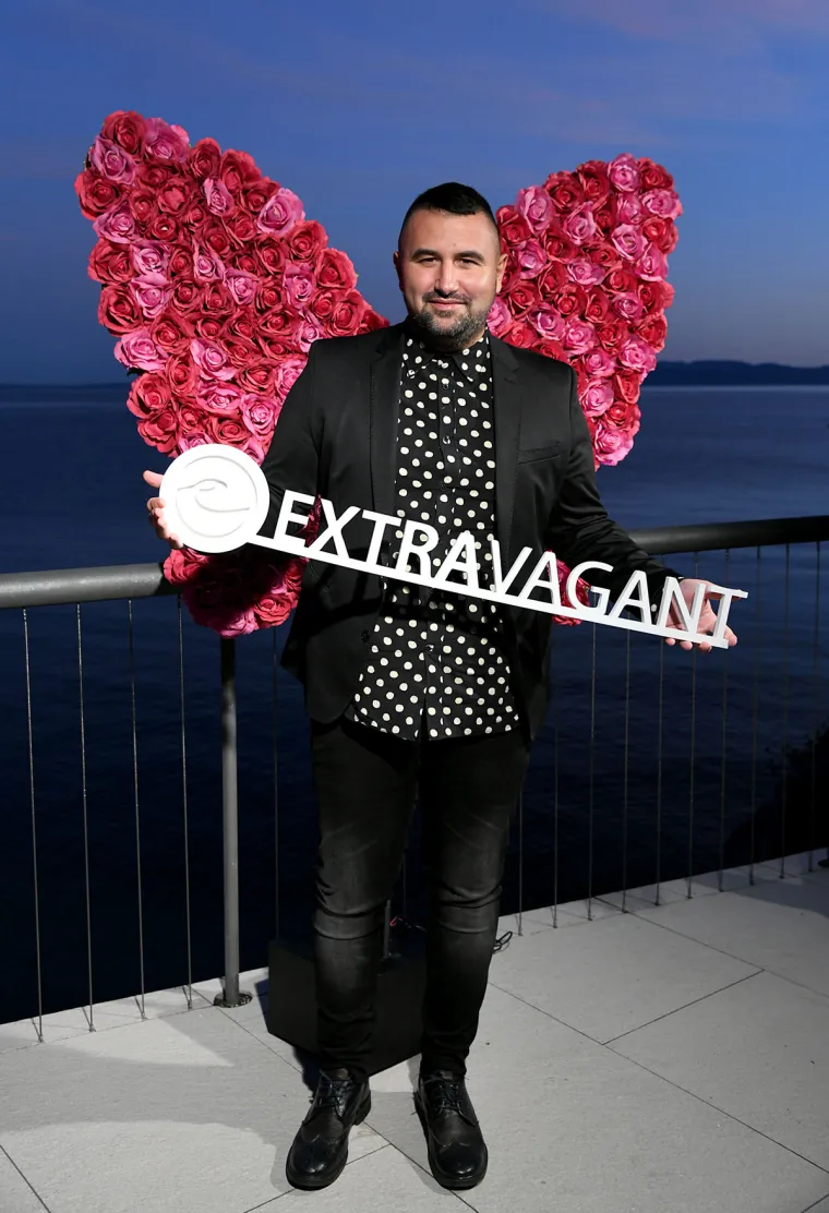 Ne viđamo ih često: Pogledajte kako danas izgledaju Belma, Elena i Jelena&hellip; Na tulumu se pojavila i najzgodnija Hrvatica