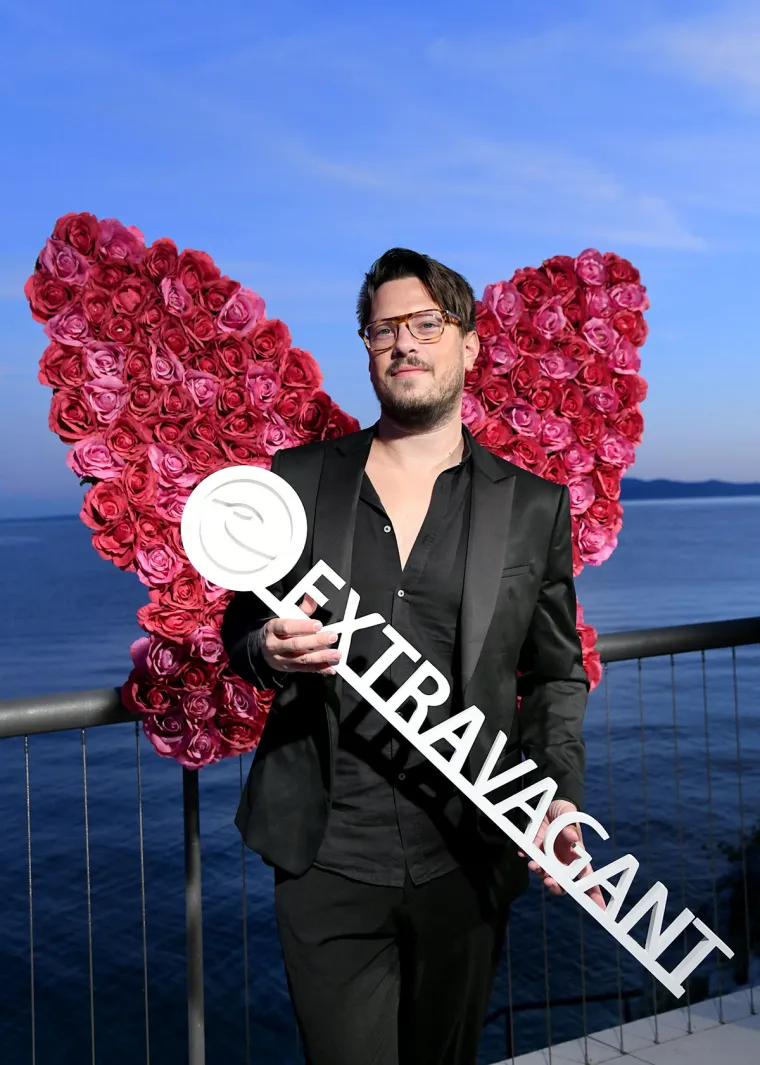 Ne viđamo ih često: Pogledajte kako danas izgledaju Belma, Elena i Jelena&hellip; Na tulumu se pojavila i najzgodnija Hrvatica