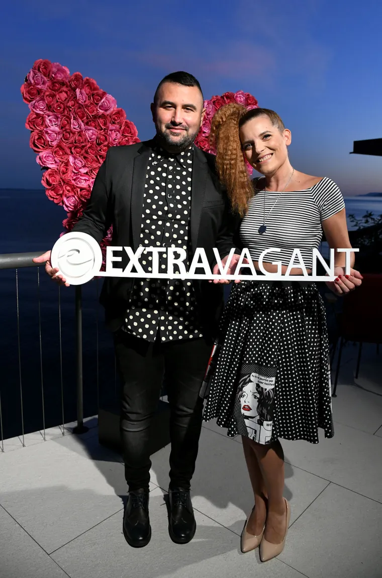 Ne viđamo ih često: Pogledajte kako danas izgledaju Belma, Elena i Jelena&hellip; Na tulumu se pojavila i najzgodnija Hrvatica