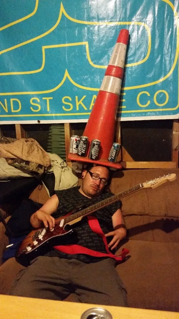 PO&Scaron;TENO SE UNI&Scaron;TILI ZA VIKEND: A &scaron;to je jo&scaron; gore, imaju 'sjajne' prijatelje koji su sve to dokumentirali