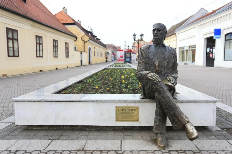 Iz Đakova je lani odselilo 793 ljudi, a od toga skoro polovicu njih ili preciznije 351 u inozemstvo, dok se u taj grad doselilo tek 456 ljudi.