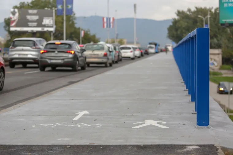 Prva faza sanacije pri kraju: Otvoren istočni dio Mosta slobode za pješake i bicikliste