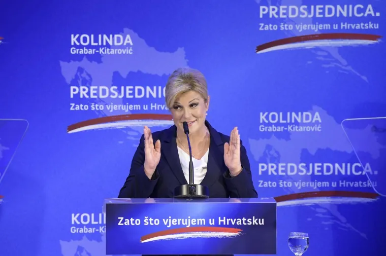 'Lijep i sunčan dan': Grabar-Kitarović u plavom objavila novi pohod na Pantovčak, Jakov je podržao